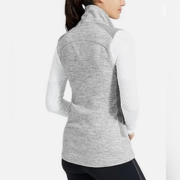 ATHLETA Stronger vest in black with full zipper and two pockets. Size S. - Picture 2 of 13